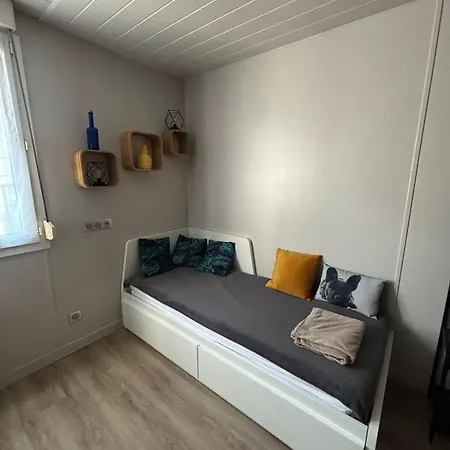 Les Minimes La Rochelle Apartment *